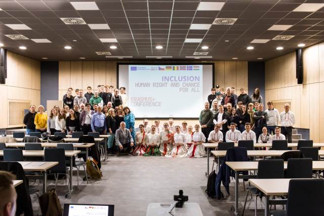 Naše škola získala grant Erasmus+